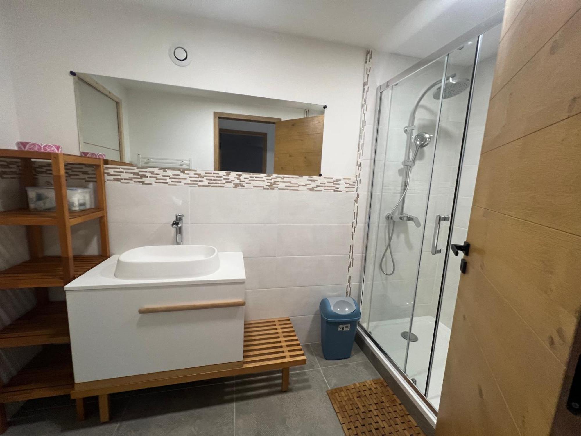 L'Escale Appartement Meyreuil Buitenkant foto