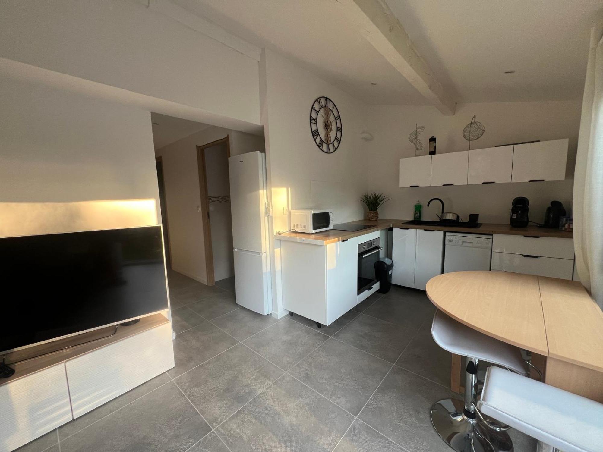 L'Escale Appartement Meyreuil Buitenkant foto