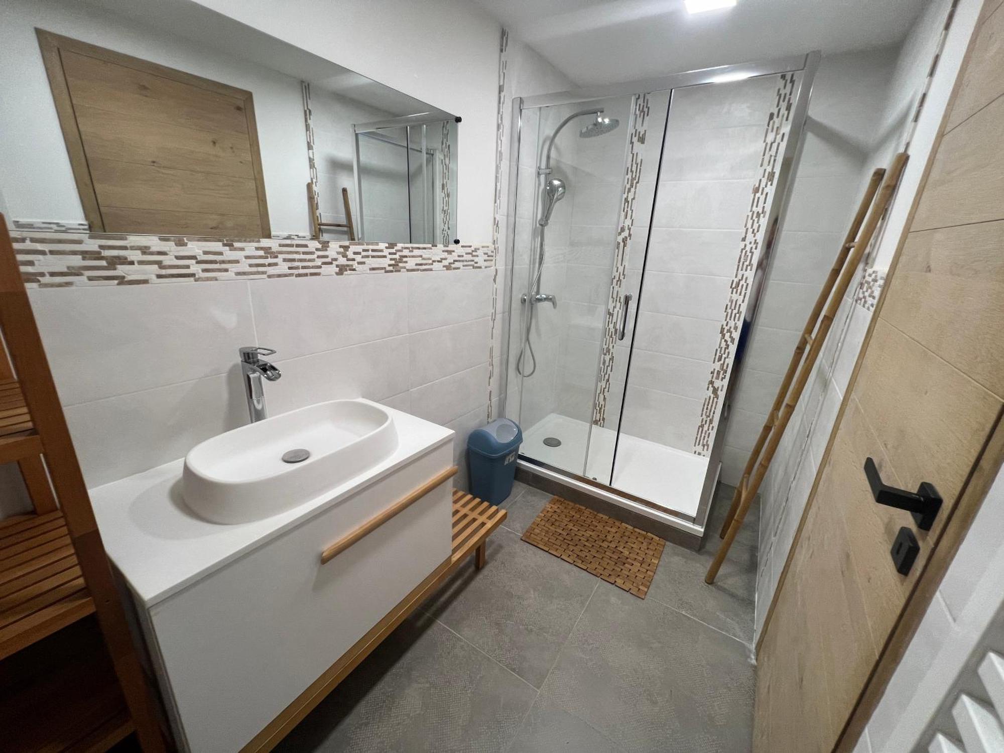L'Escale Appartement Meyreuil Buitenkant foto
