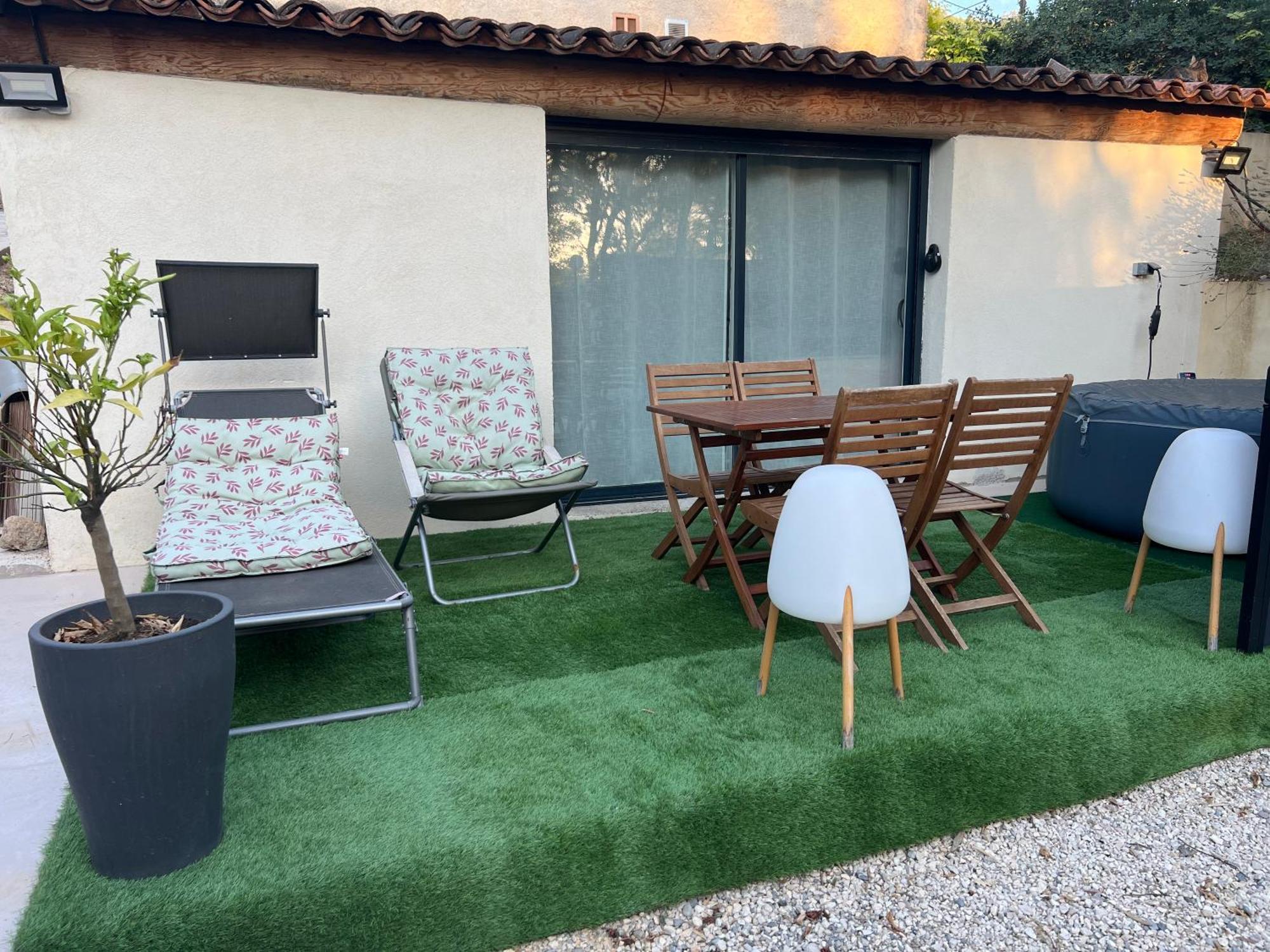 L'Escale Appartement Meyreuil Buitenkant foto